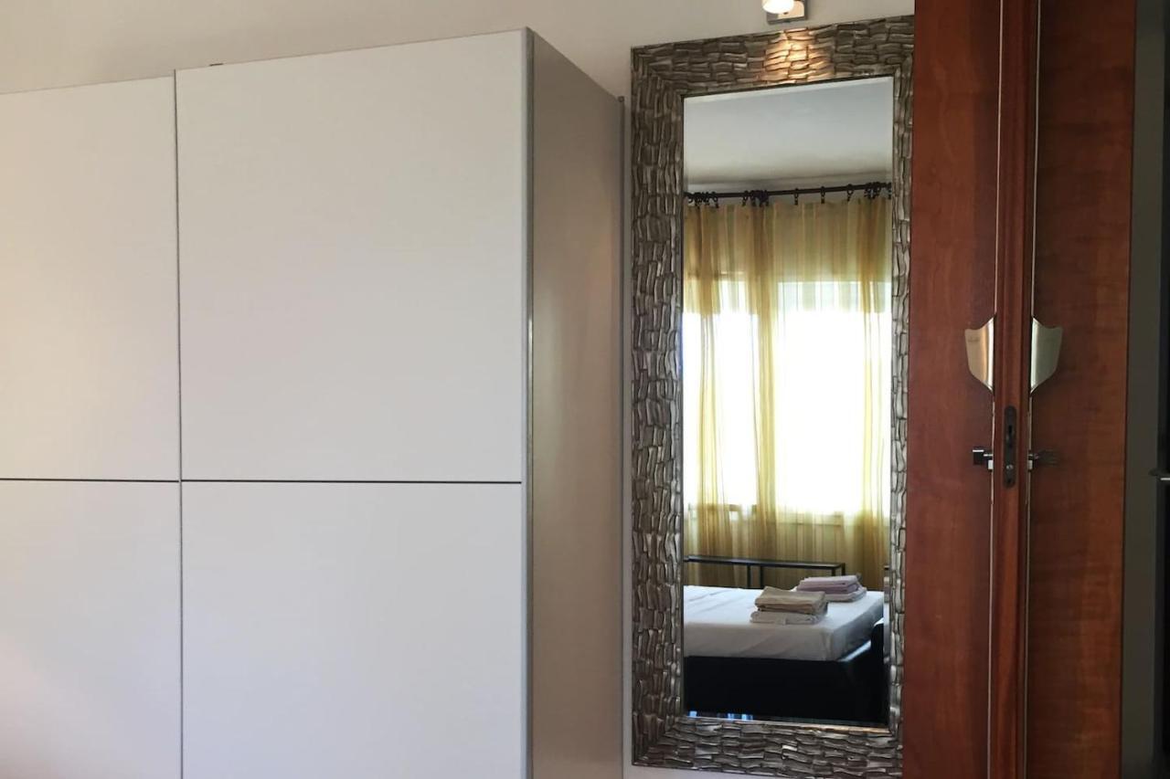 Domic ,Two Bedrooms Whit Large Terrace Njivice Bagian luar foto